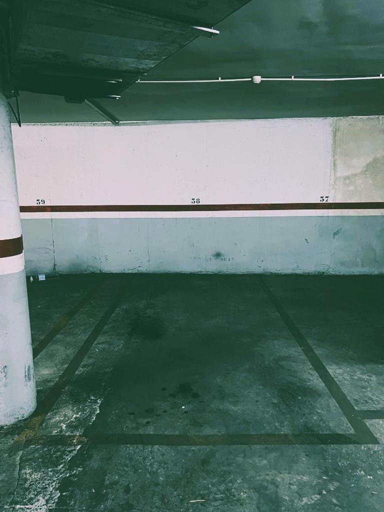Esmeralda Apartment With Free Private Underground Parking Valência Exterior foto