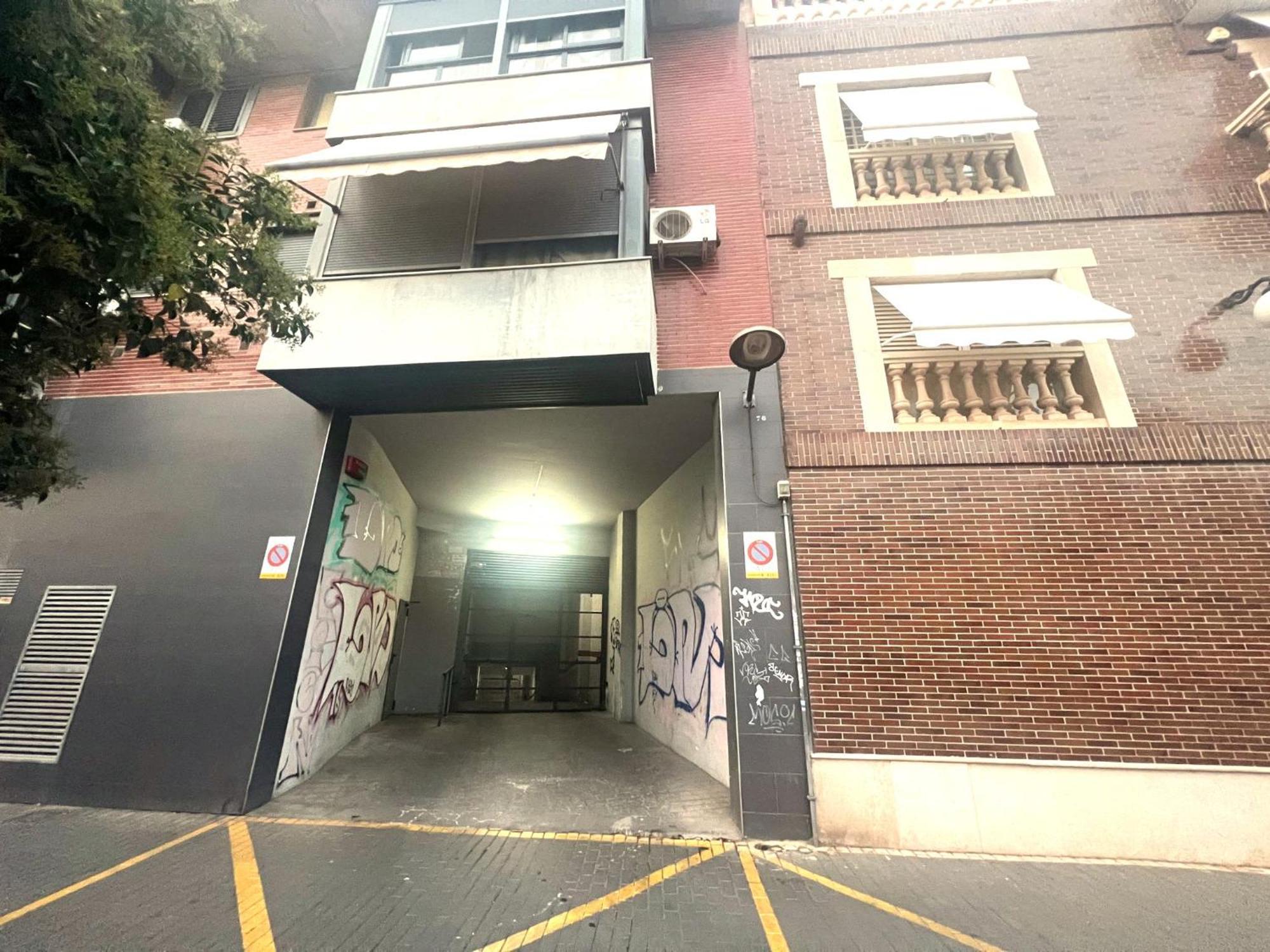 Esmeralda Apartment With Free Private Underground Parking Valência Exterior foto